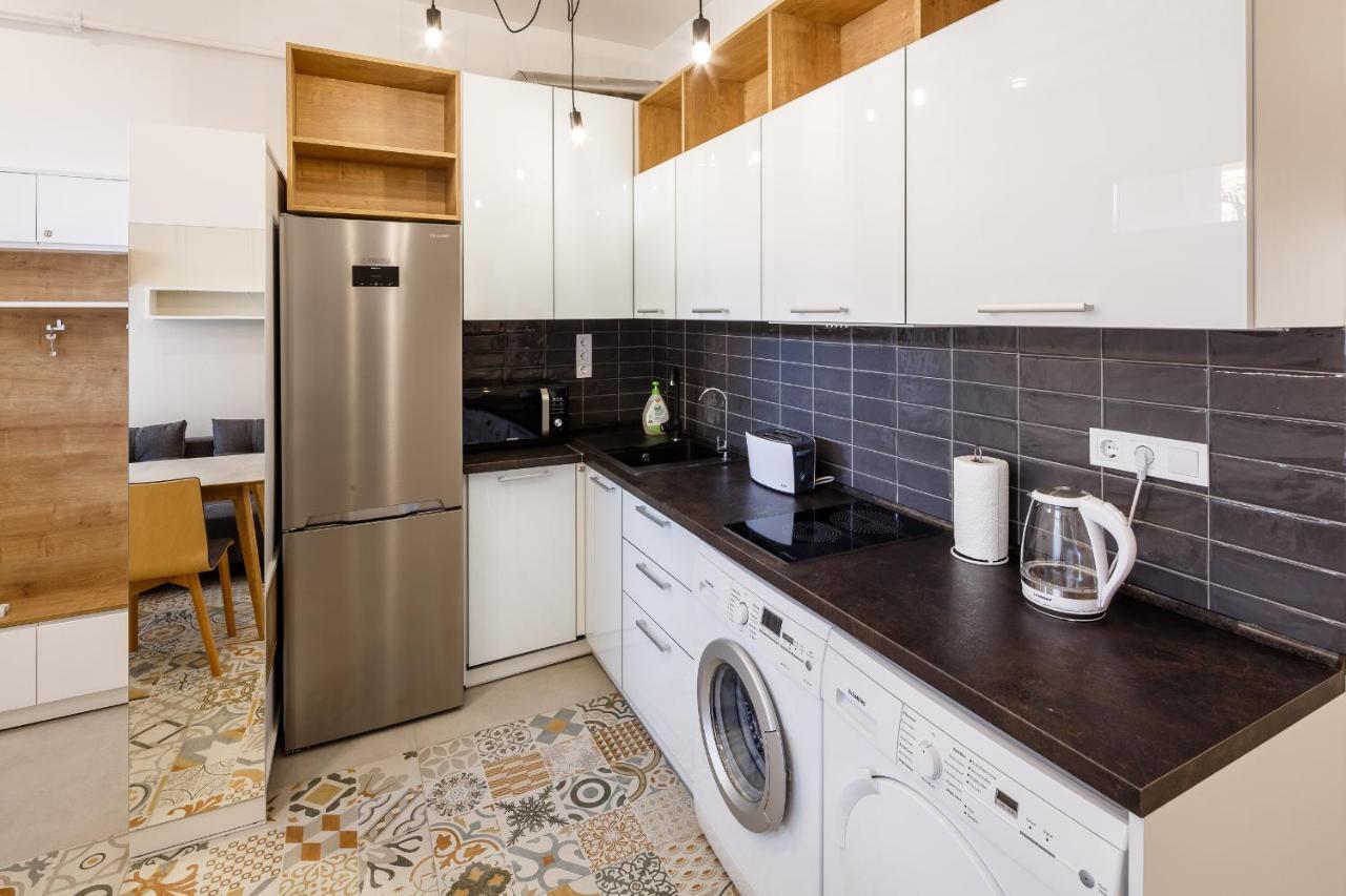 Palace View Apartments - 24 Kopernyka Str. Lviv Kültér fotó