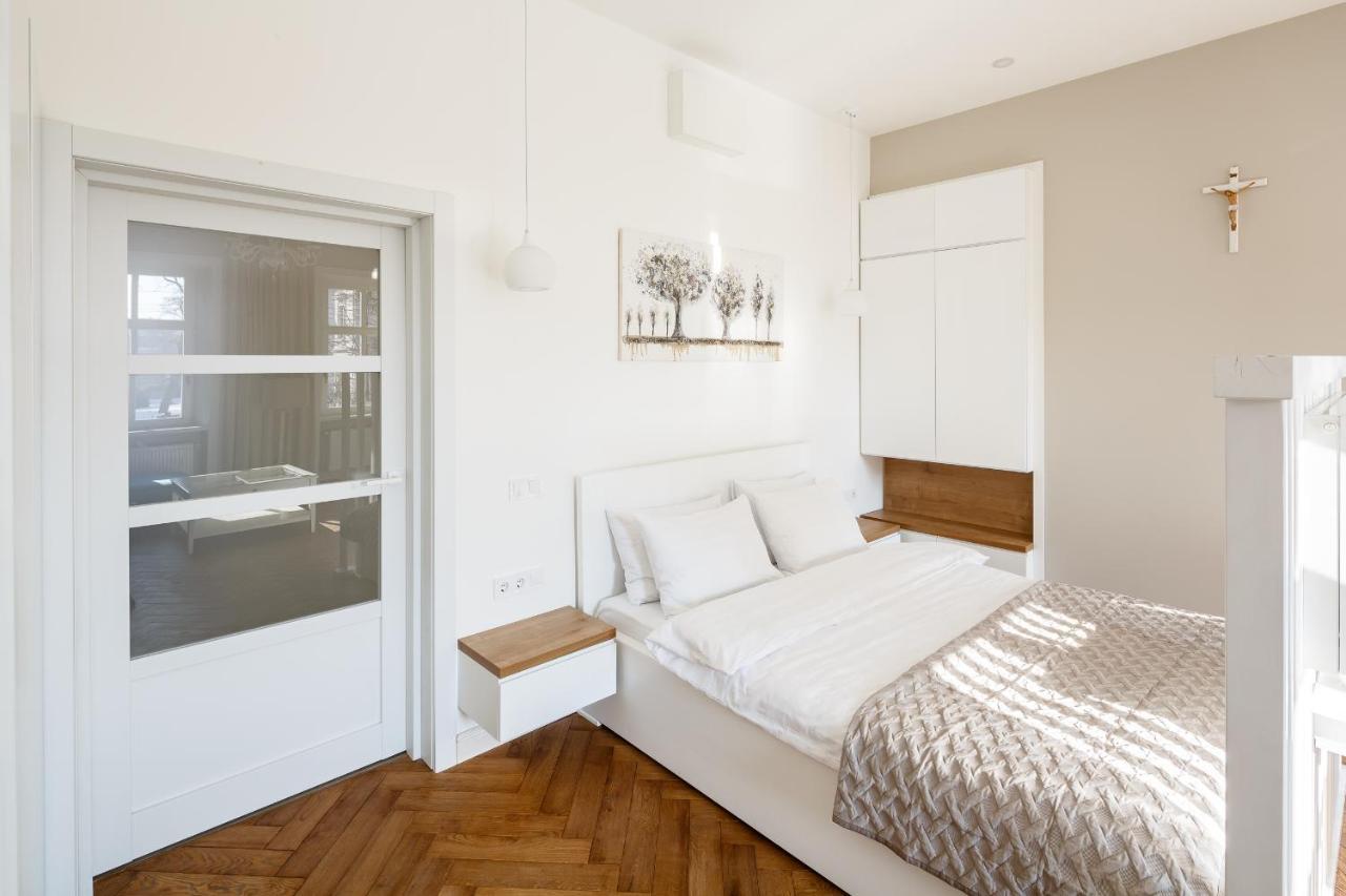 Palace View Apartments - 24 Kopernyka Str. Lviv Kültér fotó
