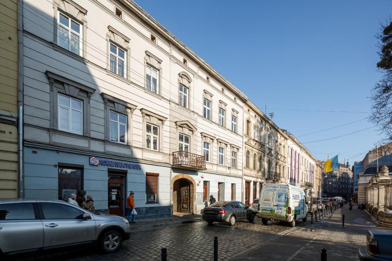 Palace View Apartments - 24 Kopernyka Str. Lviv Kültér fotó