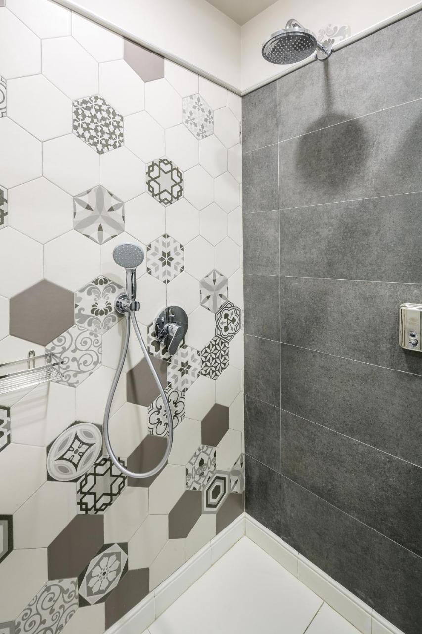 Palace View Apartments - 24 Kopernyka Str. Lviv Kültér fotó