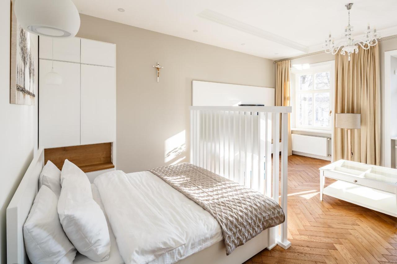 Palace View Apartments - 24 Kopernyka Str. Lviv Kültér fotó